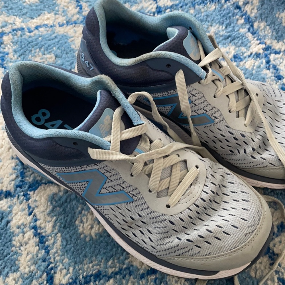 New Balance 847 Walking Sneakers